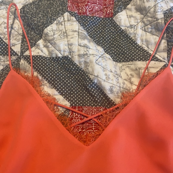 Bebe Tank Top - Picture 2 of 3